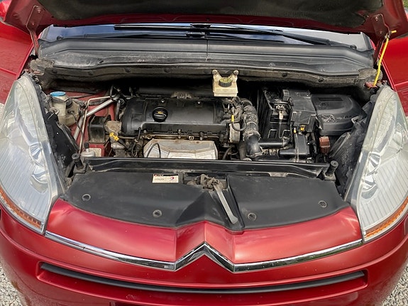 Citroen Grand C4 Picasso 4 of 8