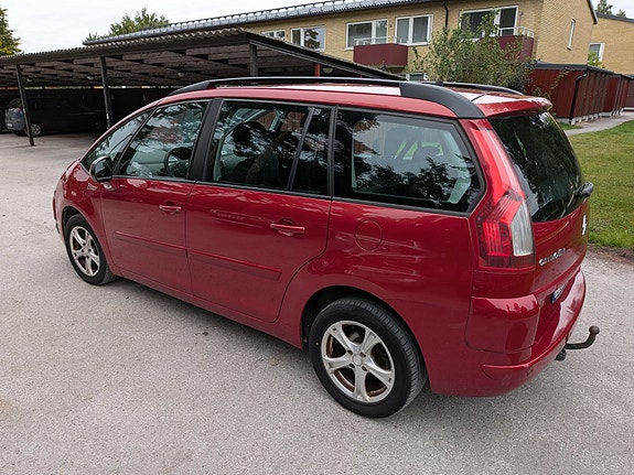 Citroen Grand C4 Picasso 3 of 8