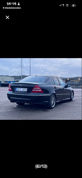 Mercedes-Benz C32 10 of 14