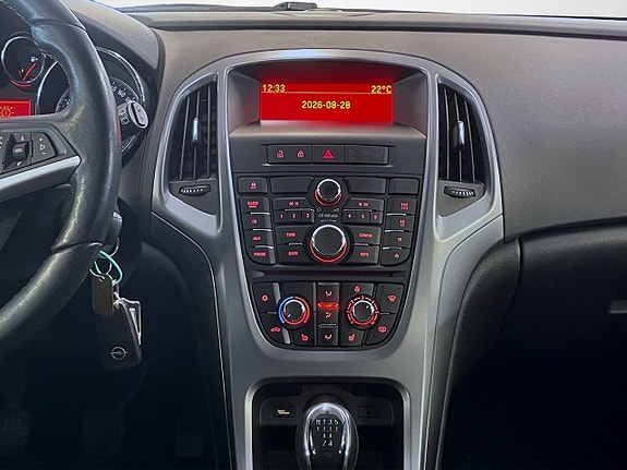 Opel Astra 10 of 14