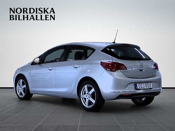 Opel Astra 5 of 14