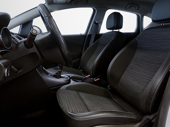 Opel Astra 6 of 14