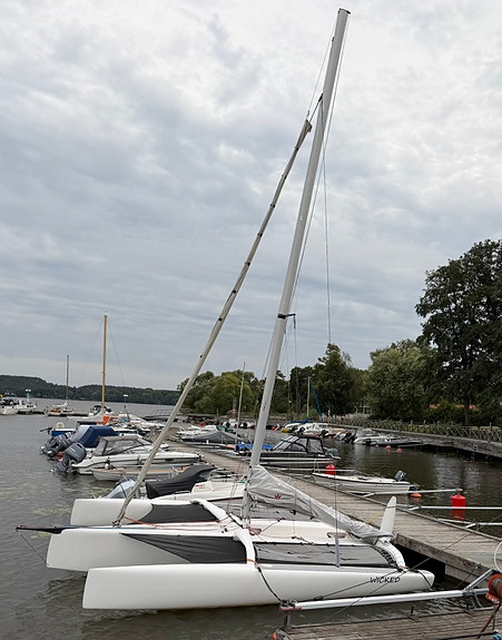 Multi 23 Trimaran – lätt, snabb och seglingsglad 3 of 10