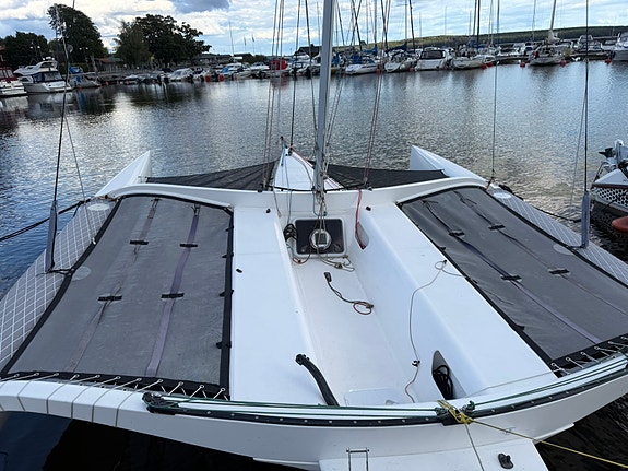 Multi 23 Trimaran – lätt, snabb och seglingsglad 4 of 10