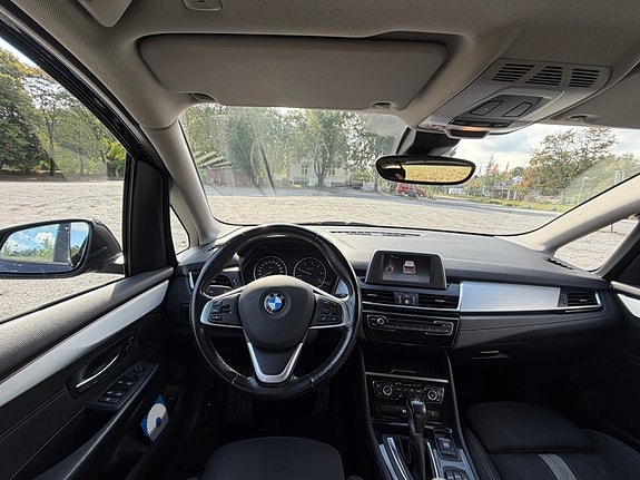 BMW 218d 5 of 5