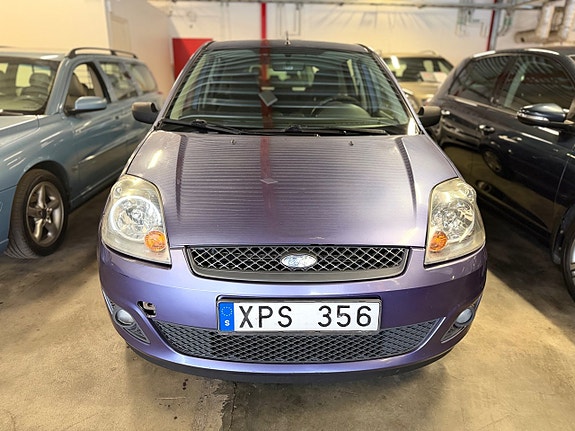 Ford Fiesta 9 of 10