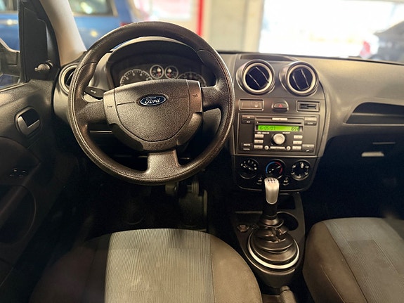 Ford Fiesta 7 of 10