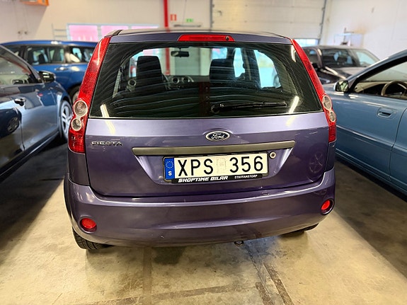 Ford Fiesta 10 of 10