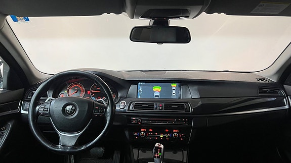BMW 520d 8 of 14