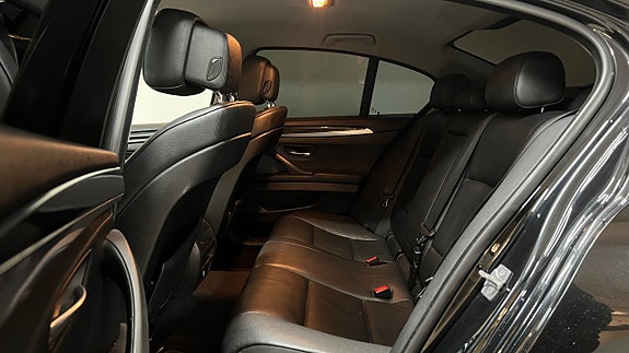 BMW 520d 10 of 14
