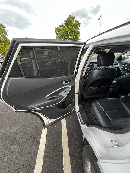 Hyundai Santa Fe 18 of 24