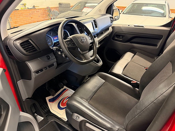 Toyota Proace 9 of 10