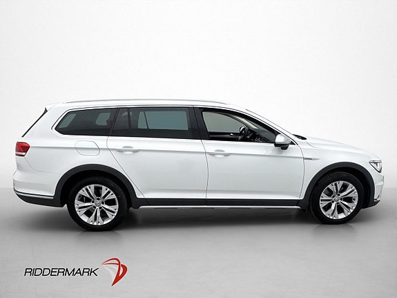 Volkswagen Passat Alltrack 6 of 27
