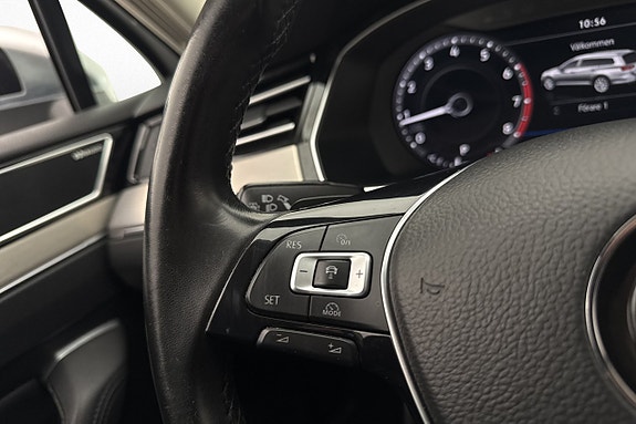 Volkswagen Passat Alltrack 11 of 27