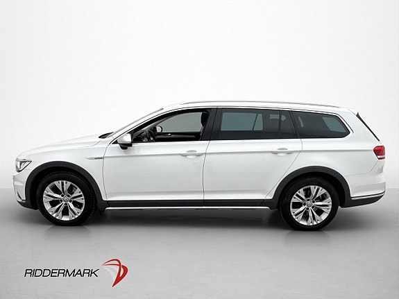 Volkswagen Passat Alltrack 4 of 27