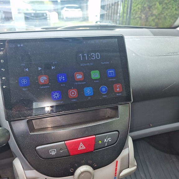 Toyota Aygo 5 of 11