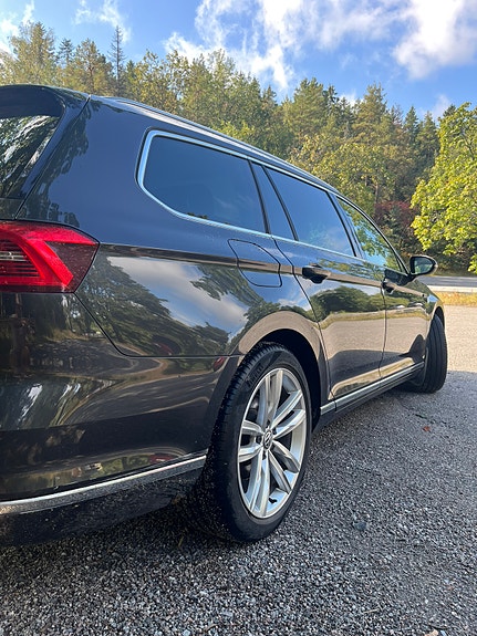 Volkswagen Passat 18 of 19