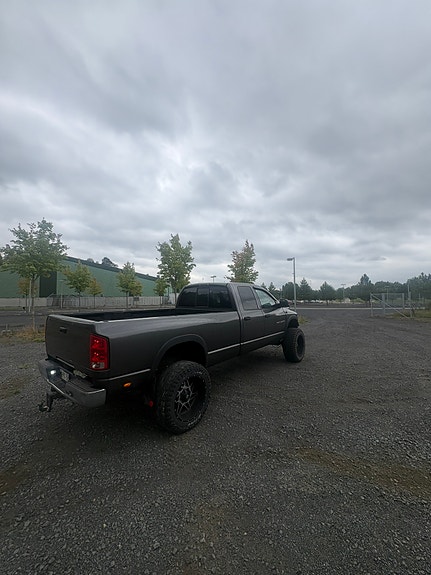 Dodge RAM 2500 4 of 4