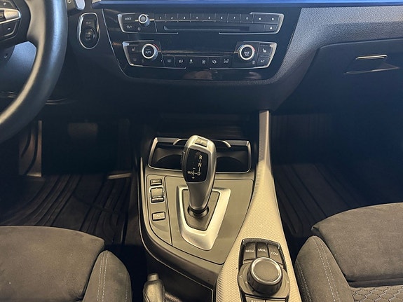 BMW 120 11 of 17