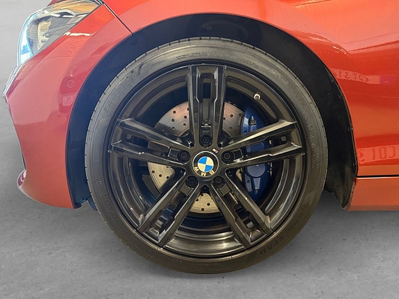 BMW 120 8 of 17