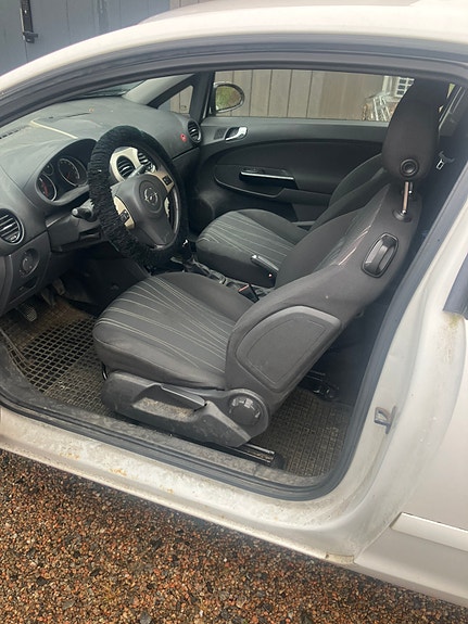 Opel Corsa 7 of 8