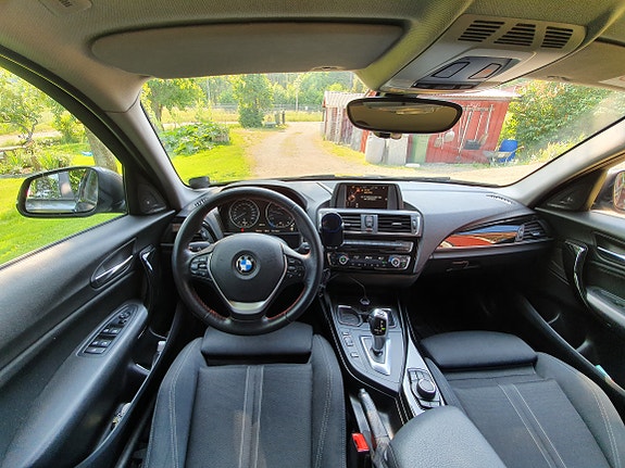 BMW 118d 4 of 8