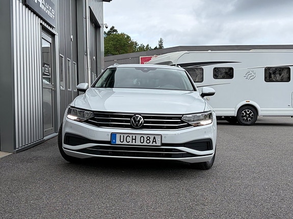 Volkswagen Passat 8 of 20