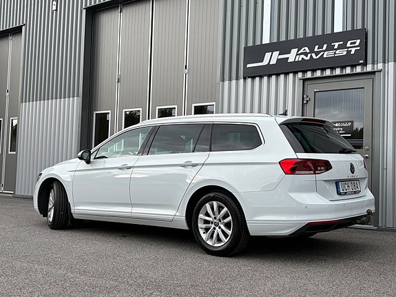 Volkswagen Passat 5 of 20