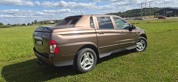 SsangYong Actyon Sports 2 of 3