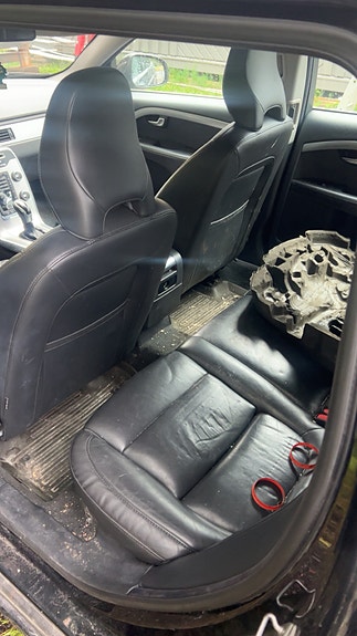 Volvo V70 4 of 4