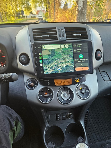 Toyota RAV4 10 of 10