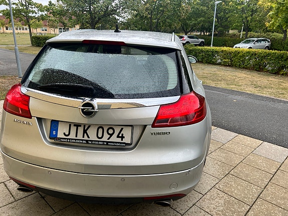 Opel Insignia 3 of 8