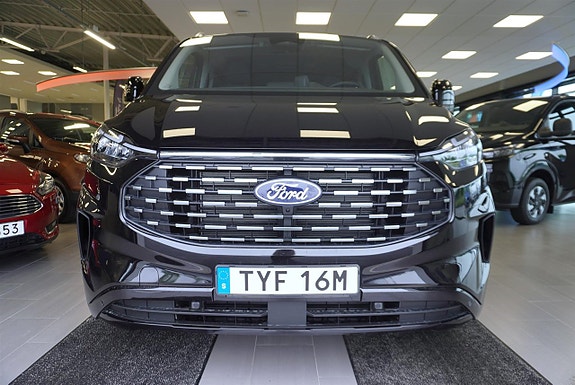 Ford Transit Custom 2 of 22