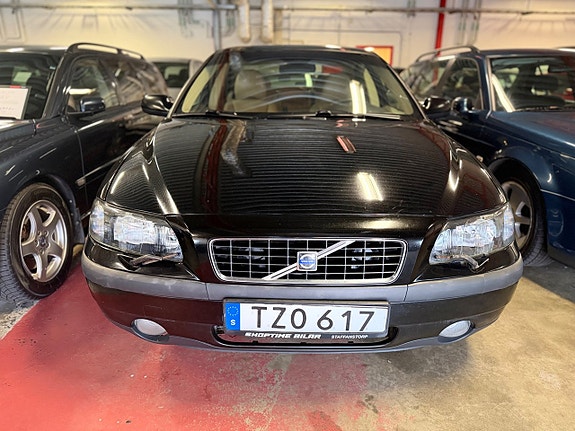 Volvo S60 8 of 9