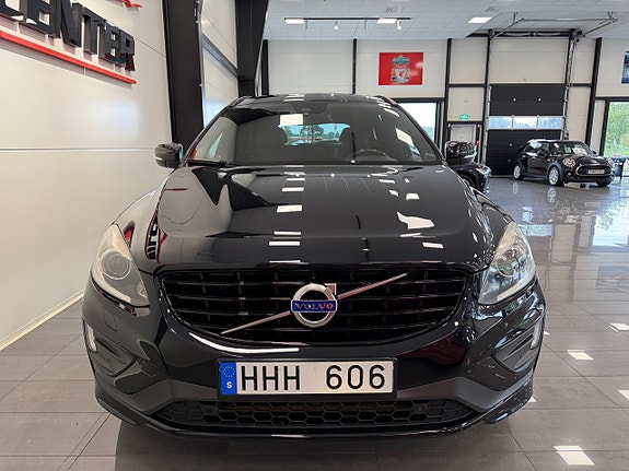 Volvo XC60 4 of 16