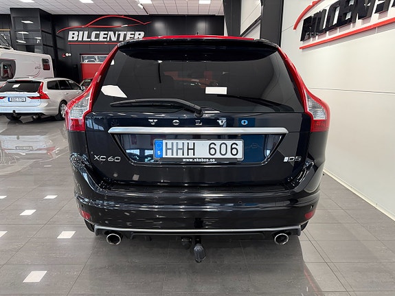 Volvo XC60 6 of 16