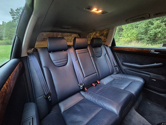 Audi A6 7 of 12