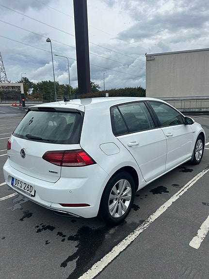 Volkswagen Golf VII 3 of 14