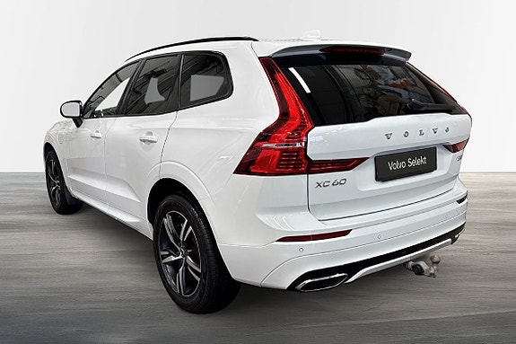 Volvo XC60 2 of 30