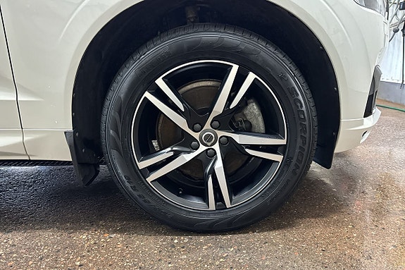 Volvo XC60 17 of 30