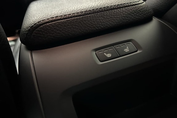 Volvo XC60 25 of 30