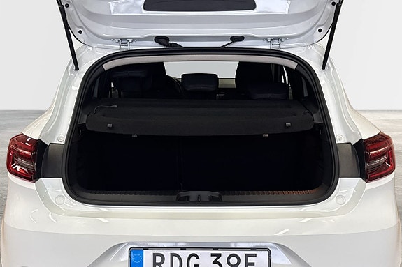 Renault Clio 8 of 18
