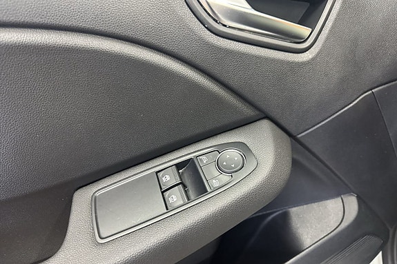 Renault Clio 13 of 18