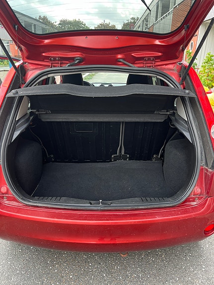 Ford Fiesta 7 of 16