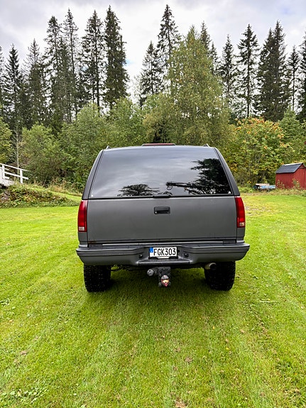 Chevrolet Tahoe 6 of 10