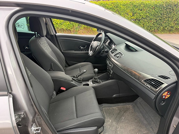 Renault Megane 8 of 15