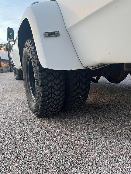 Dodge RAM 350 5 of 7