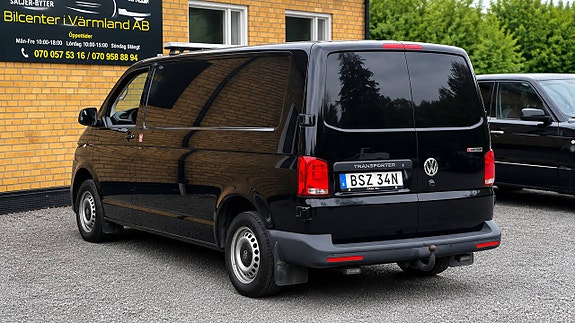Volkswagen Transporter 12 of 18