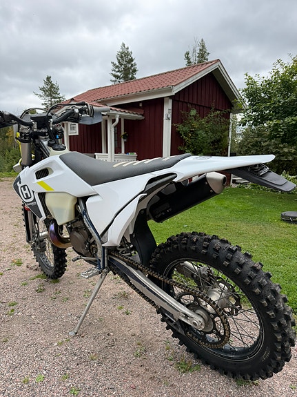 Husqvarna TE 300 4 of 4