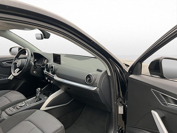 Audi Q2 29 of 29